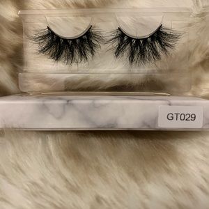 Mink lashes